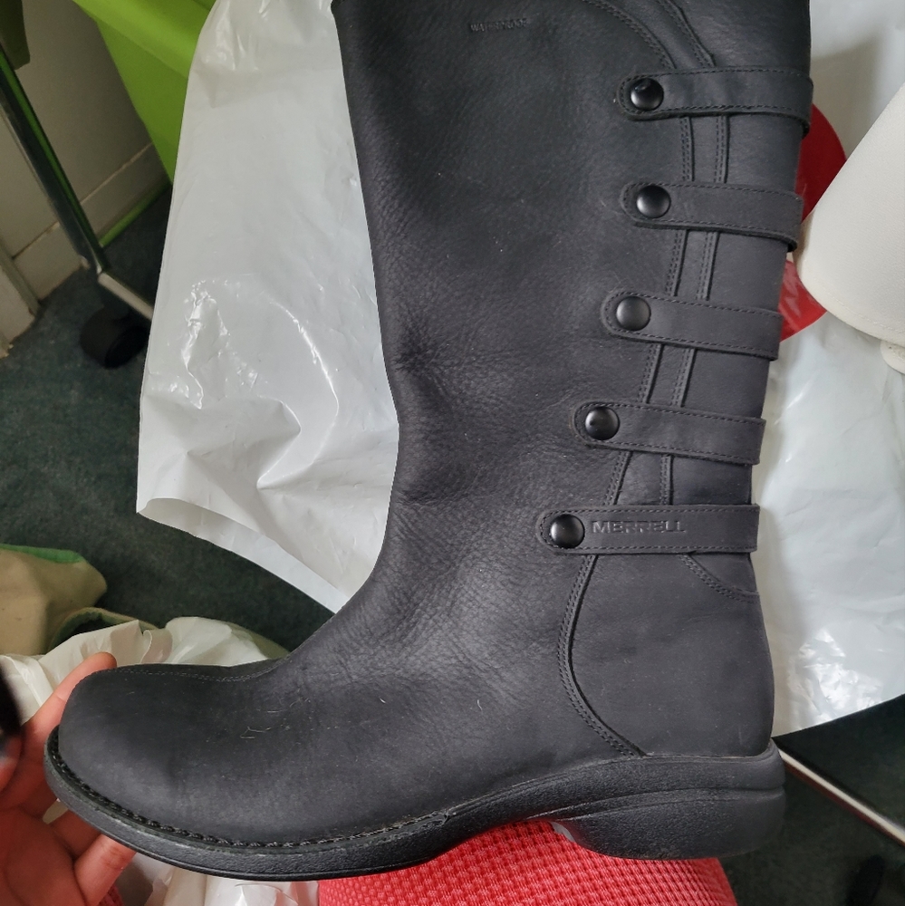 Merrel leather boots women size 9